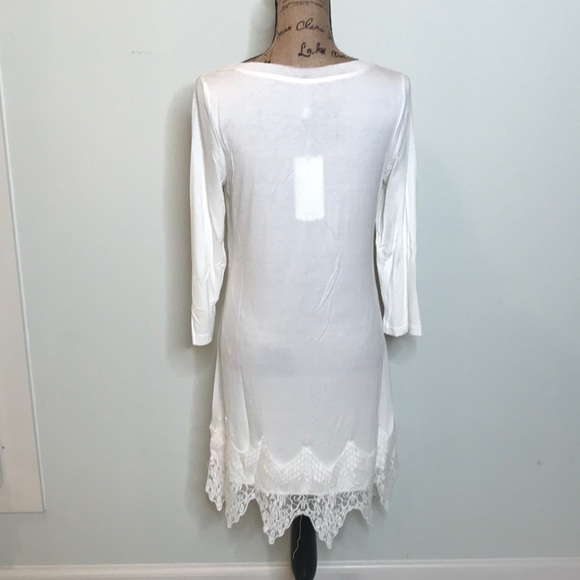 Lace layering Top - Picture 2 of 4